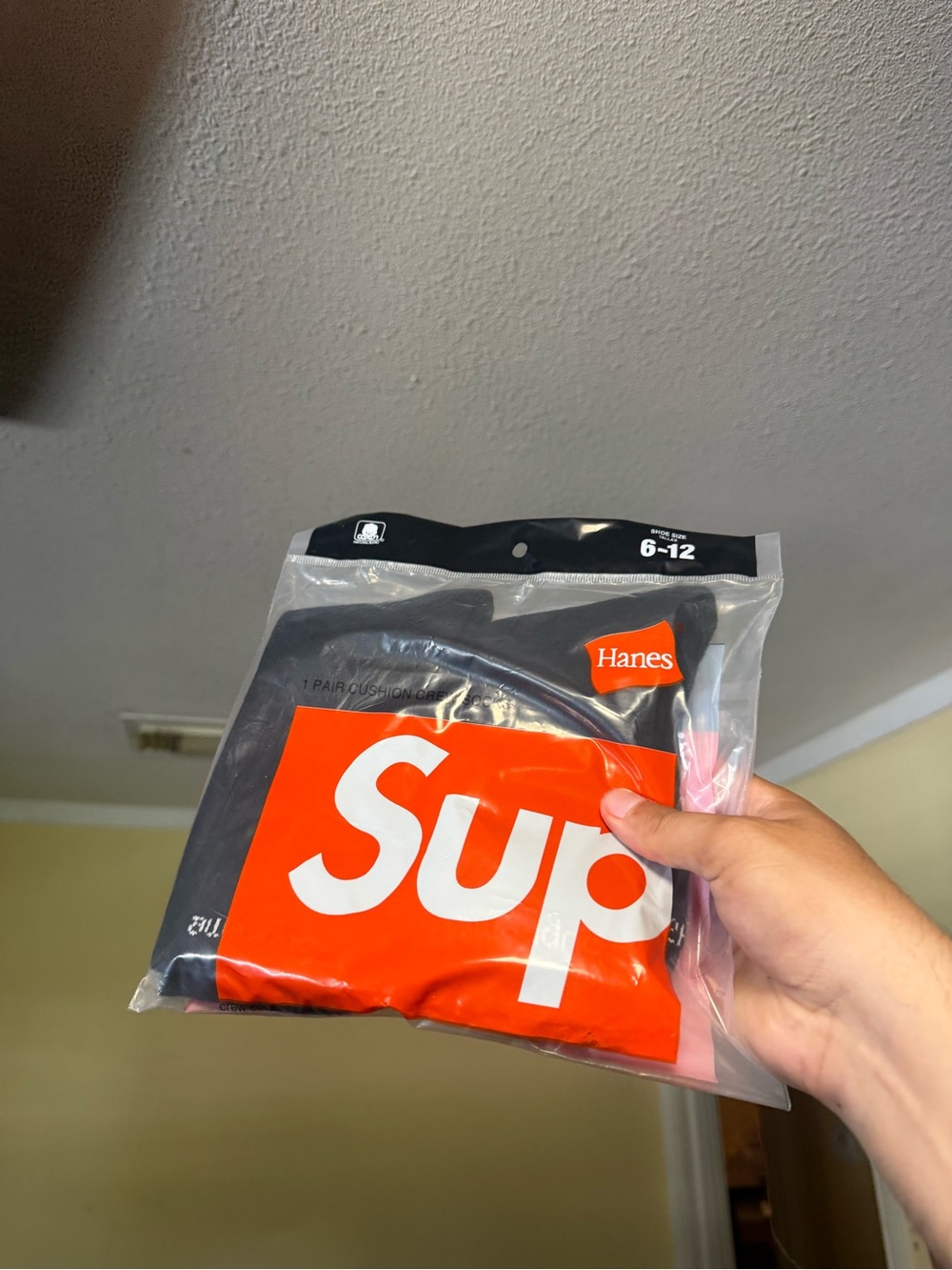 Hanes x Supreme Black socks — Men's Fashion Accessory